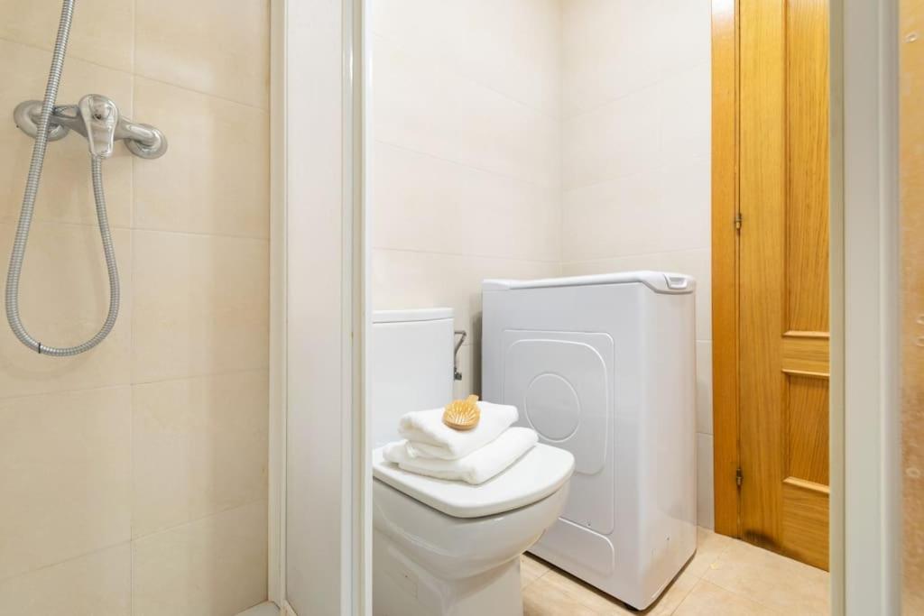 El Balcon De San Anton By Clabao Apartment Pamplona Luaran gambar