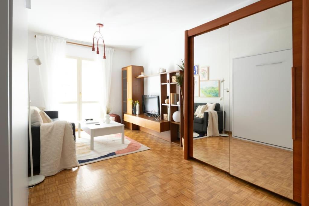 El Balcon De San Anton By Clabao Apartment Pamplona Luaran gambar