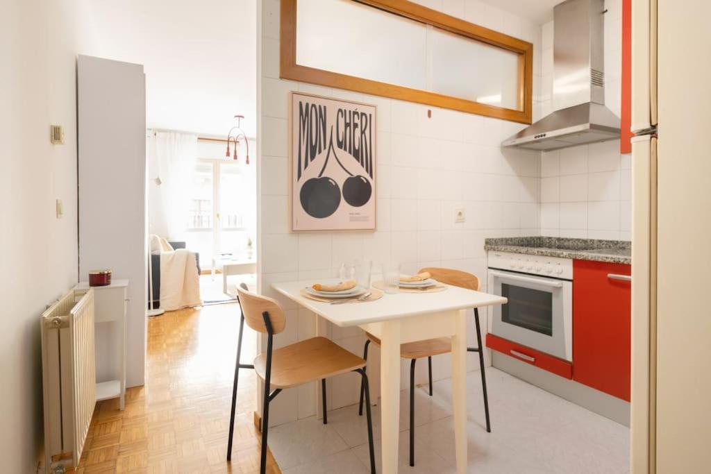 El Balcon De San Anton By Clabao Apartment Pamplona Luaran gambar
